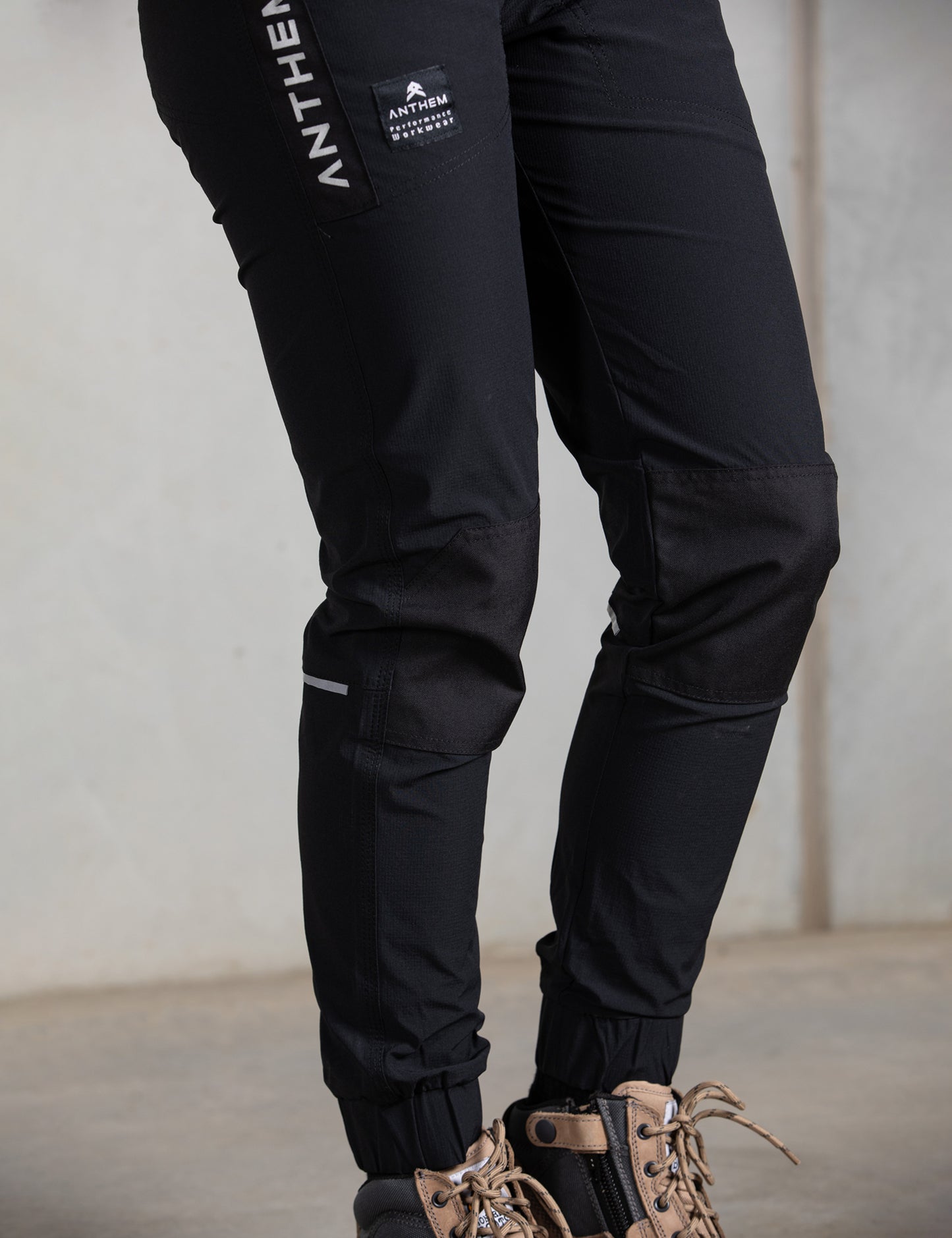 Anthem - Womens Triumph Pant (Black)