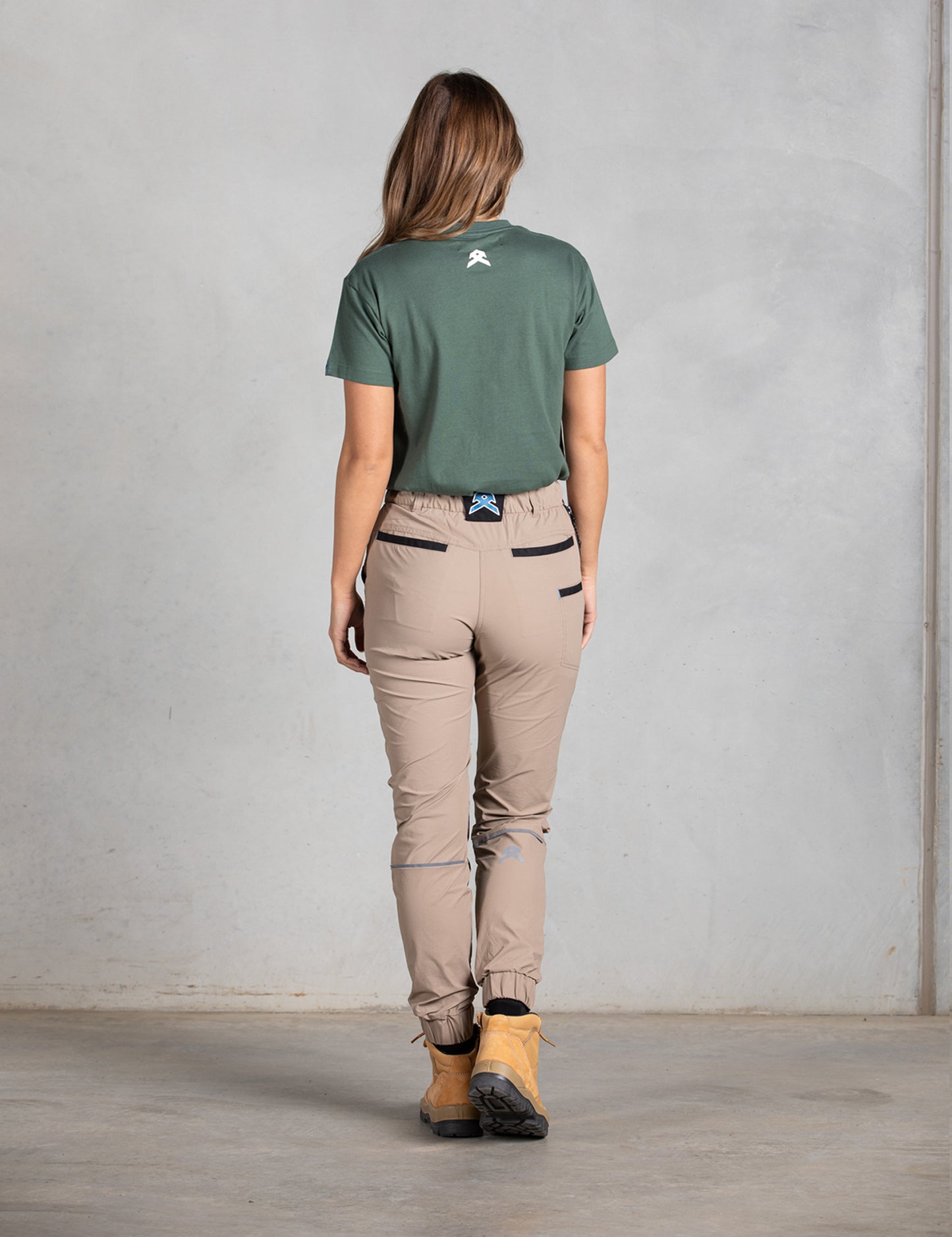Anthem - Womens Triumph Pant (Khaki)