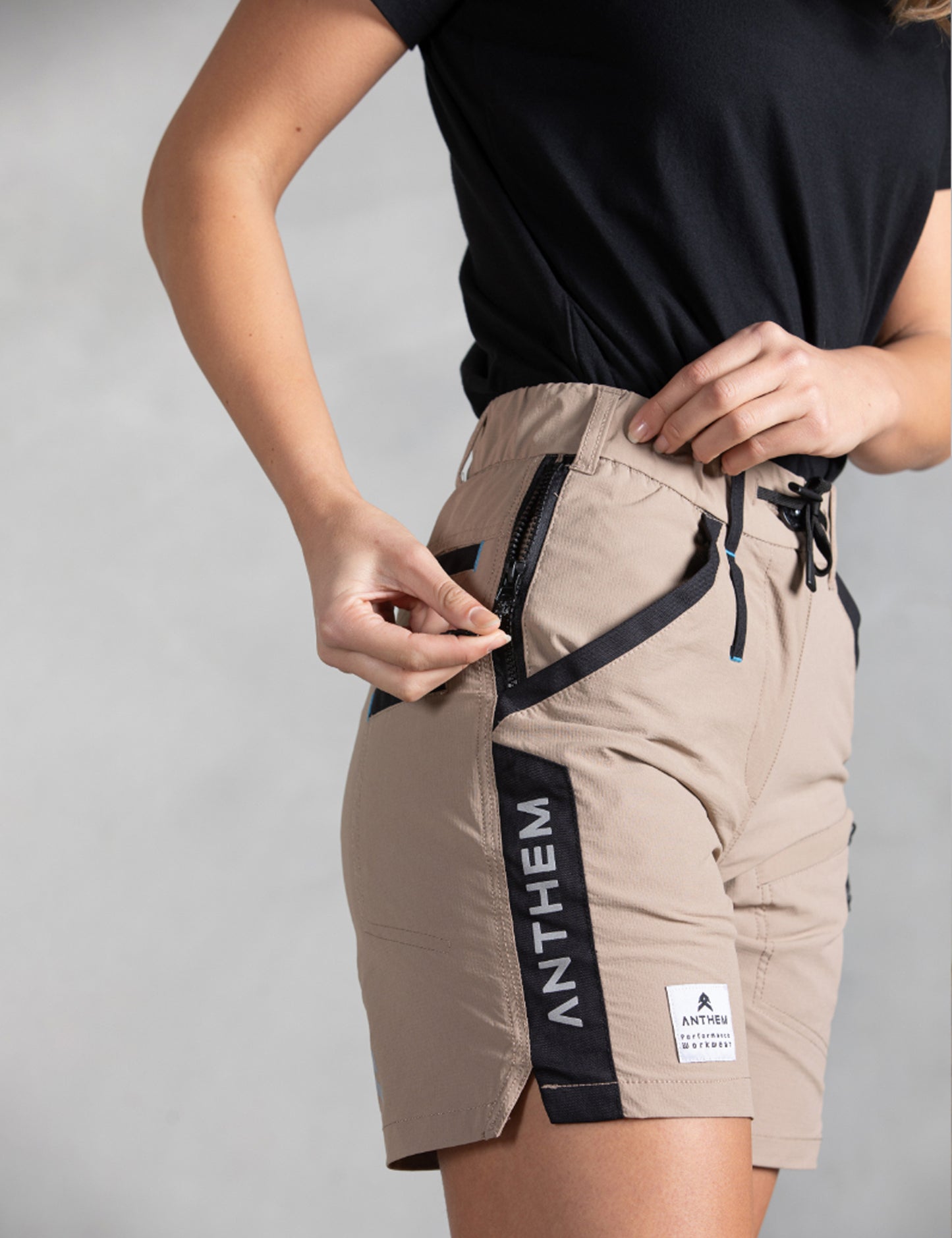 Anthem - Womens Triumph Short (Khaki)