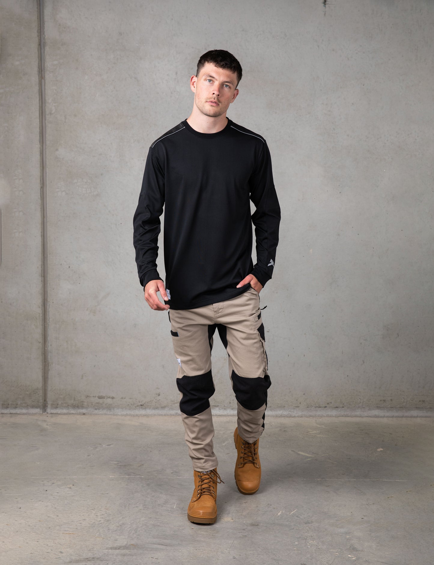 Anthem - Long Sleeve Performance Tee (Black)