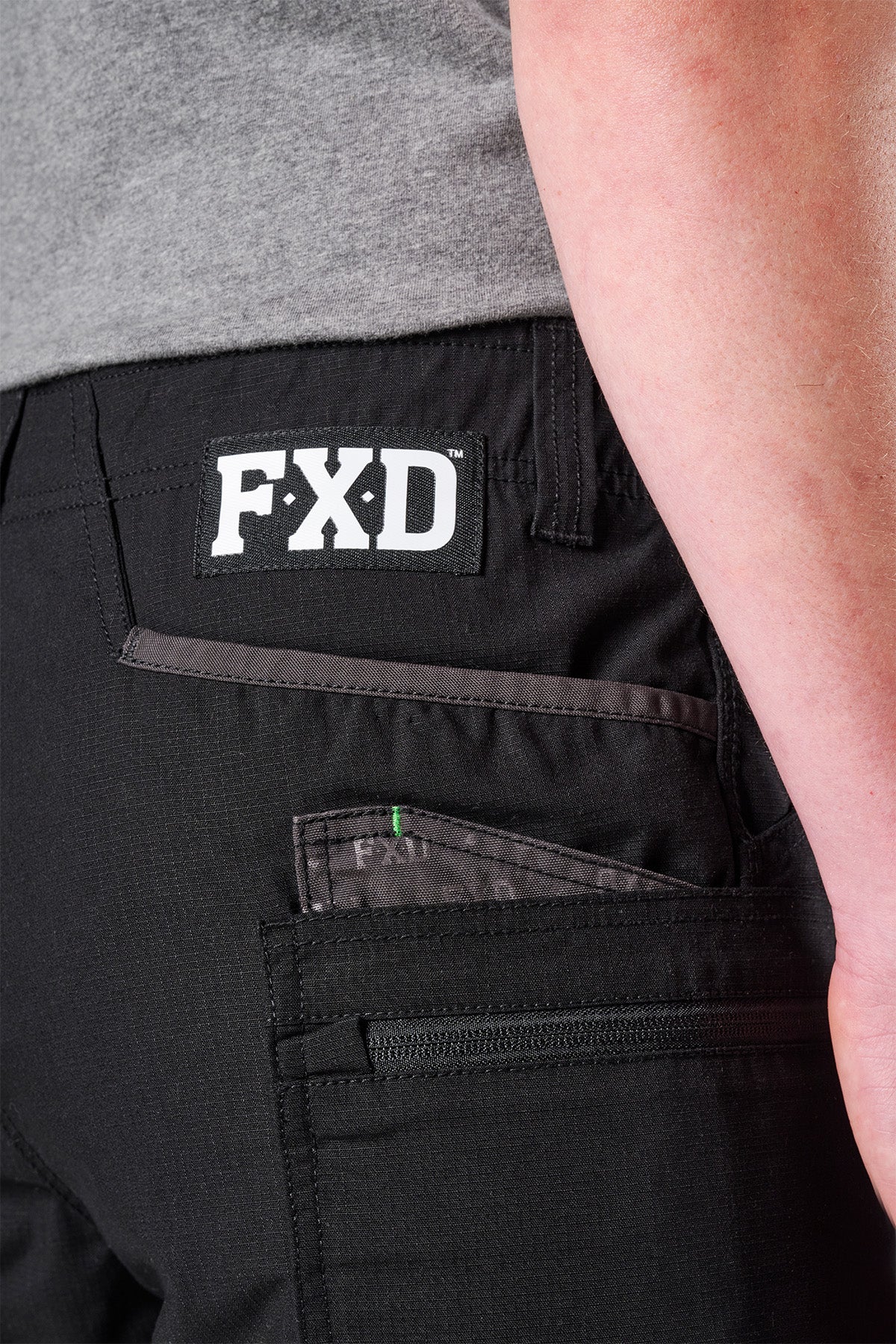 FXD - WS6 Stretch Cargo Short (Black)