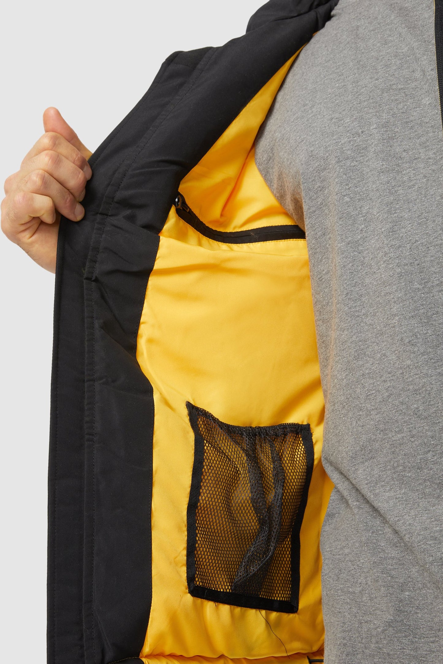 CAT - Arctic Zone Vest (Black)